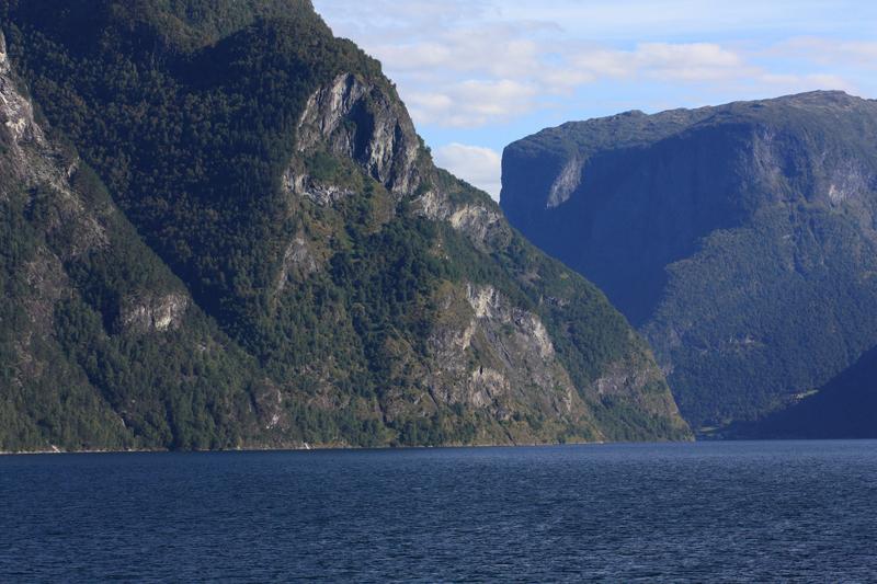 208-Per Gudvangen (Sognefjord),23 agosto 2011.JPG